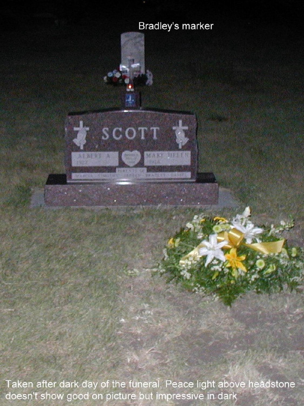 2004-07-29-52 Mom's Funeral.jpg